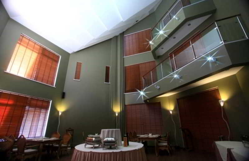 Grand M Hotel Navoi Exterior foto